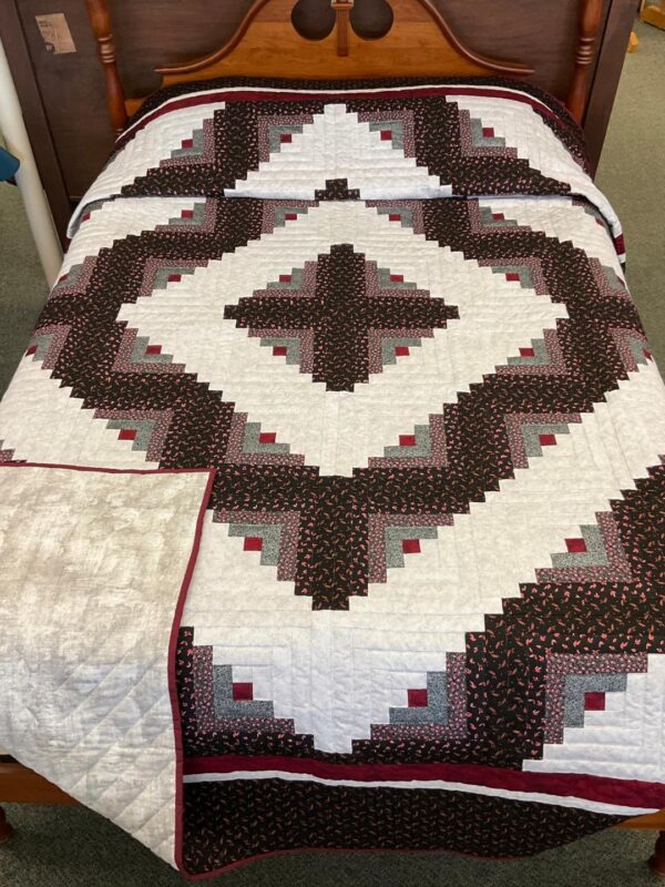 Amish Made Log Cabin Queen Size Quilt