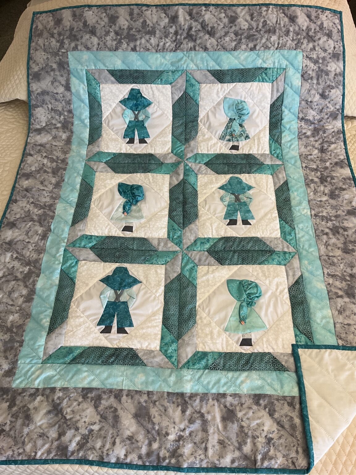 Dutch Boy & Girl The Quilt Shop at Miller's