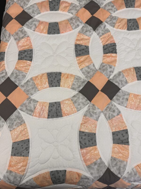 Double Wedding Ring Full Size Hand-Quilted - Image 2