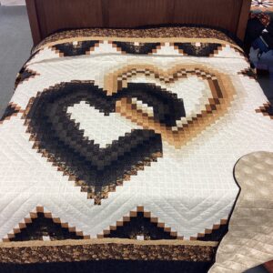 Linking Hearts Quilt in Elegant Black and Gold