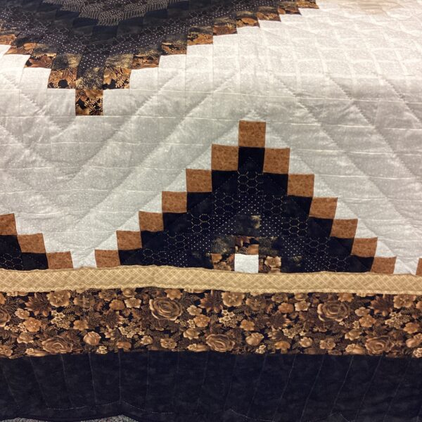 Linking Hearts Quilt in Elegant Black and Gold - Image 4