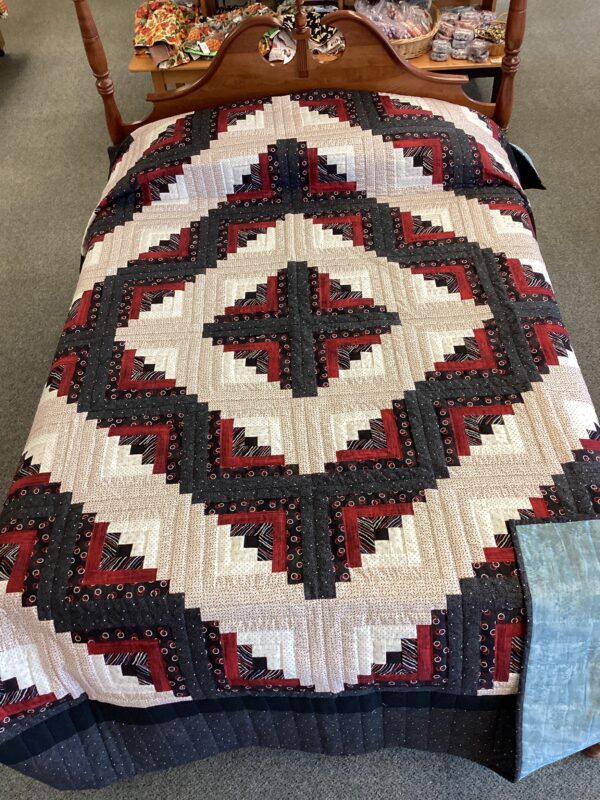 Log Cabin in Red and Black Item#84000379Q