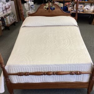 Amish Hand Quilted Pineapple Whole-Cloth Quilt