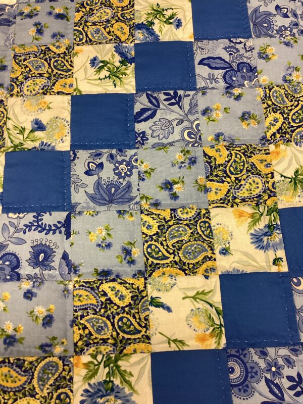 Star N Common King Size Hand-Stitched Quilt - Image 3