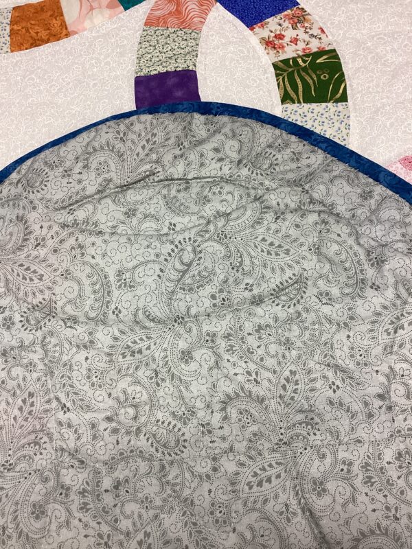 Double Wedding Ring King Size Hand-Quilted - Image 3