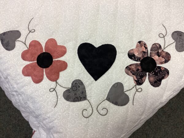 Heart Bouquet Needle-turned Applique Queen Size Quilt - Image 4