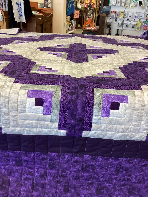 Purple Lovers Log Cabin Queen Size Hand-Stitched Quilt - Image 3