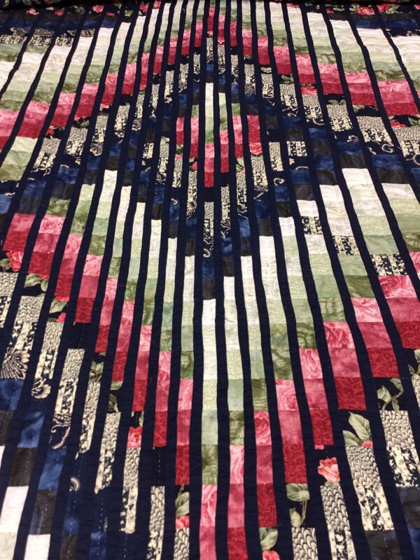 Rhapsody Song  in a Bargello pattern Hand Quilted Queen Size Quilt - Image 4