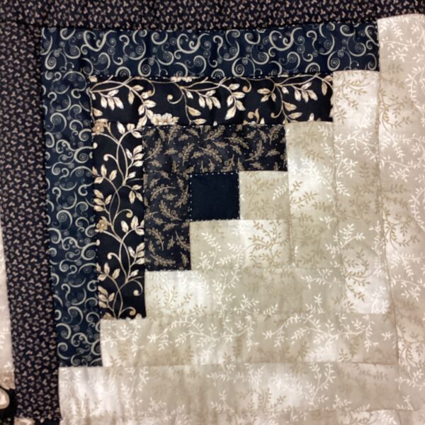 Twin Size Log Cabin Star in Black and Tan - Image 4
