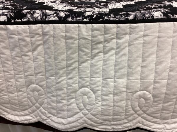 Star N Common King Size Hand-Stitched Quilt - Image 3