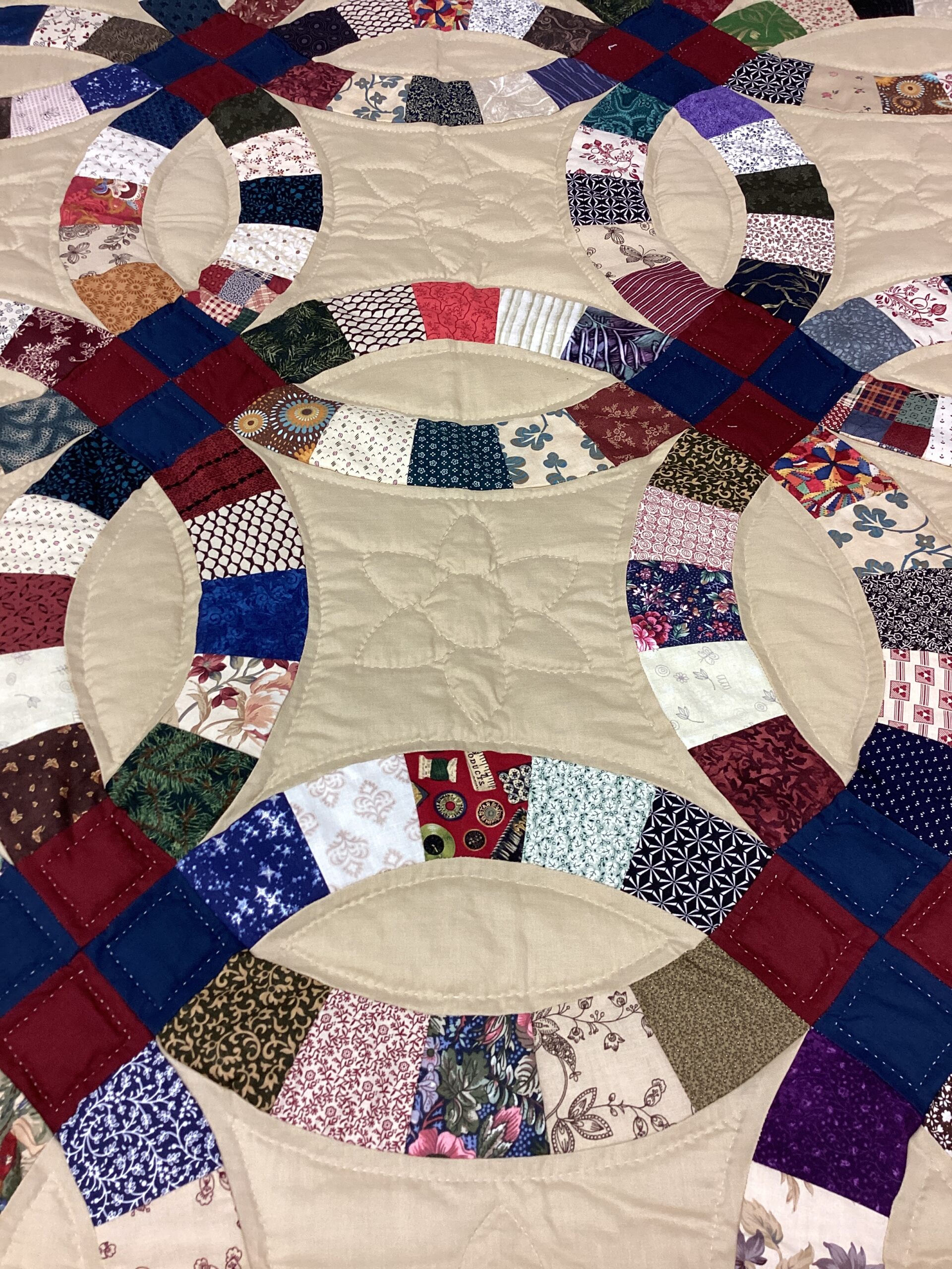 Double Wedding Ring King Size Hand-Quilted - Image 2