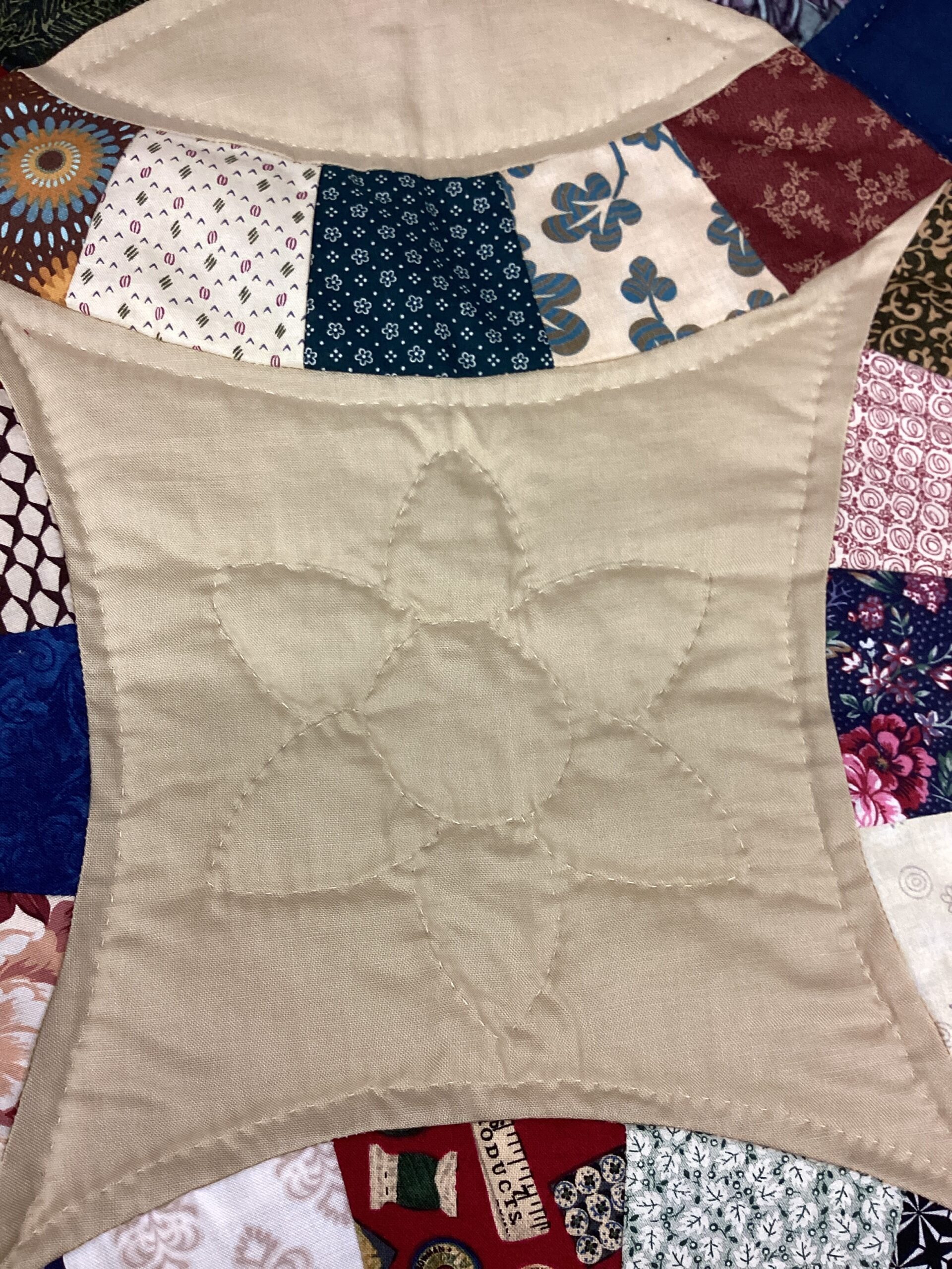 Double Wedding Ring King Size Hand-Quilted - Image 3