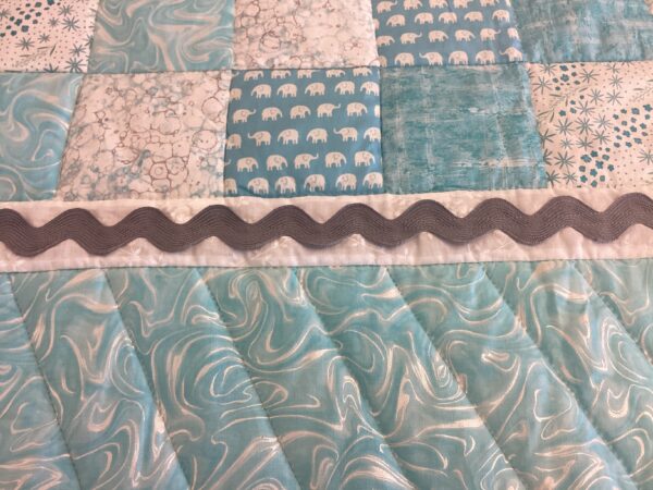 Momma and Baby Elephant  Crib Size Quilt - Image 5