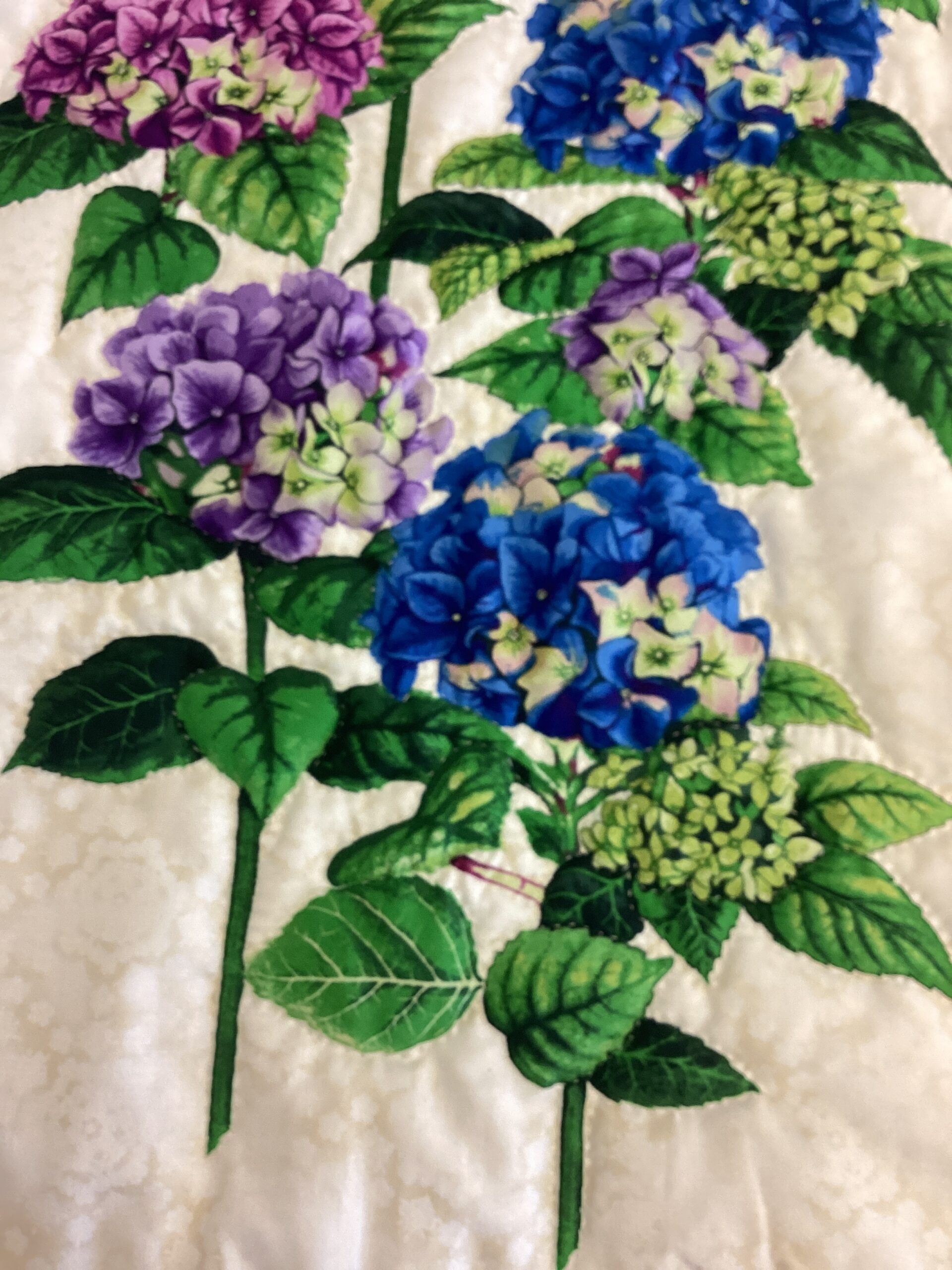 Hand Quilted Hydrandea Flower Wallhanging - Image 3