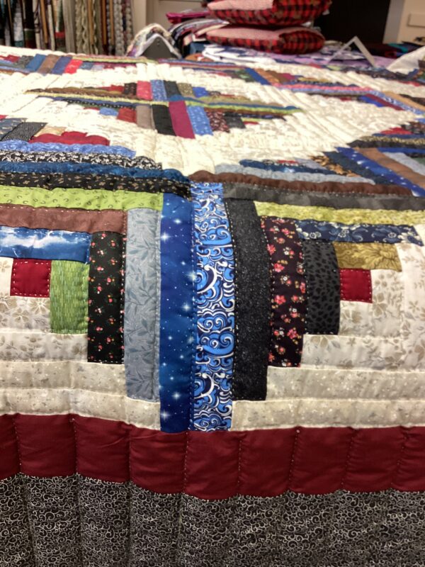 Queen size Log Cabin Quilt - Image 3