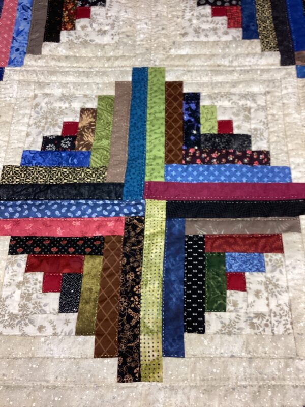 Queen size Log Cabin Quilt - Image 2