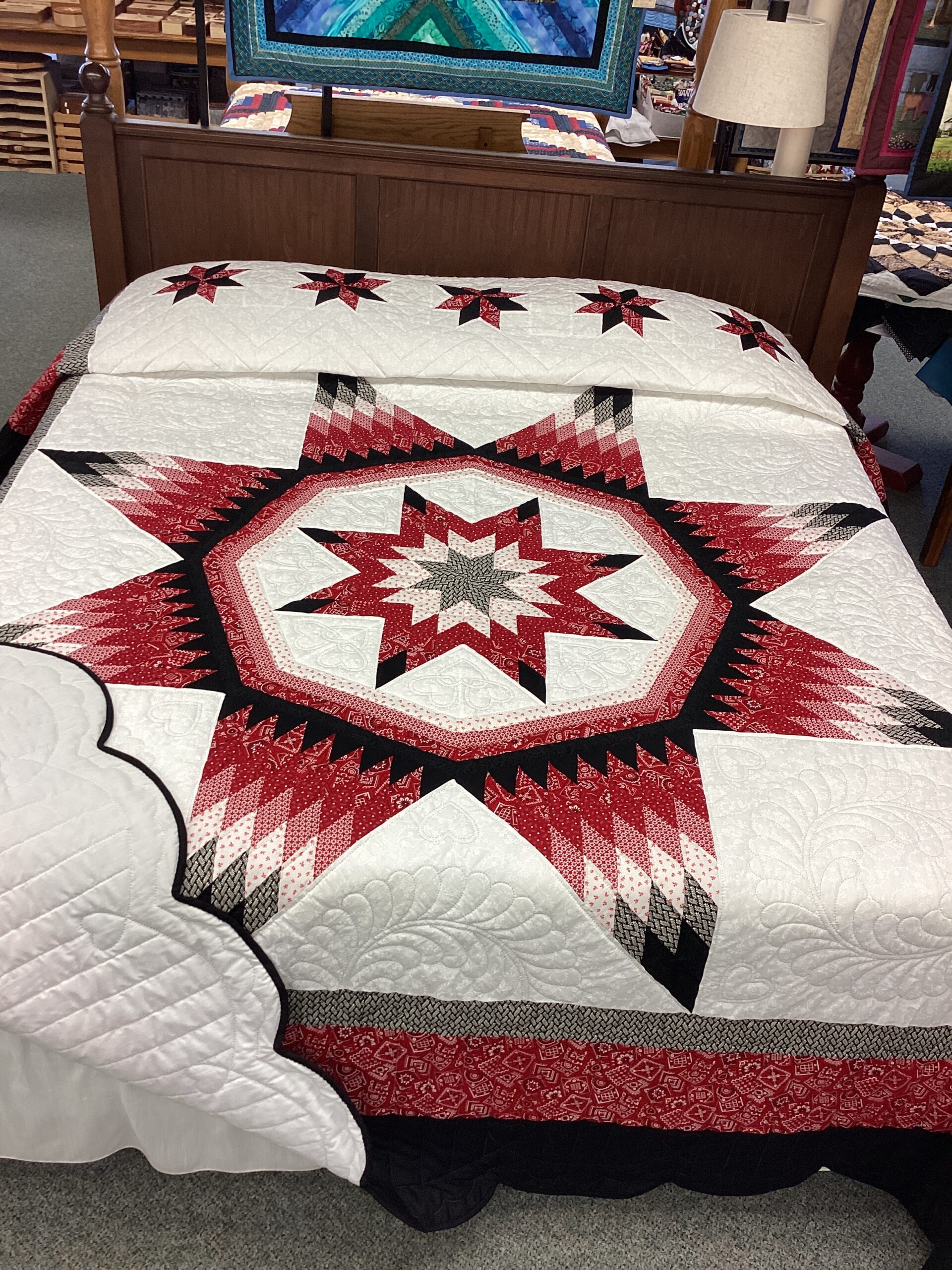 Maryland Star Queen Size Hand-Stitched Quilt