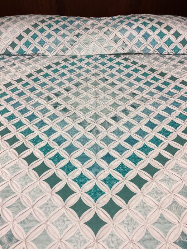 Cathedral Window  Queen/King Size  Quilt - Image 2