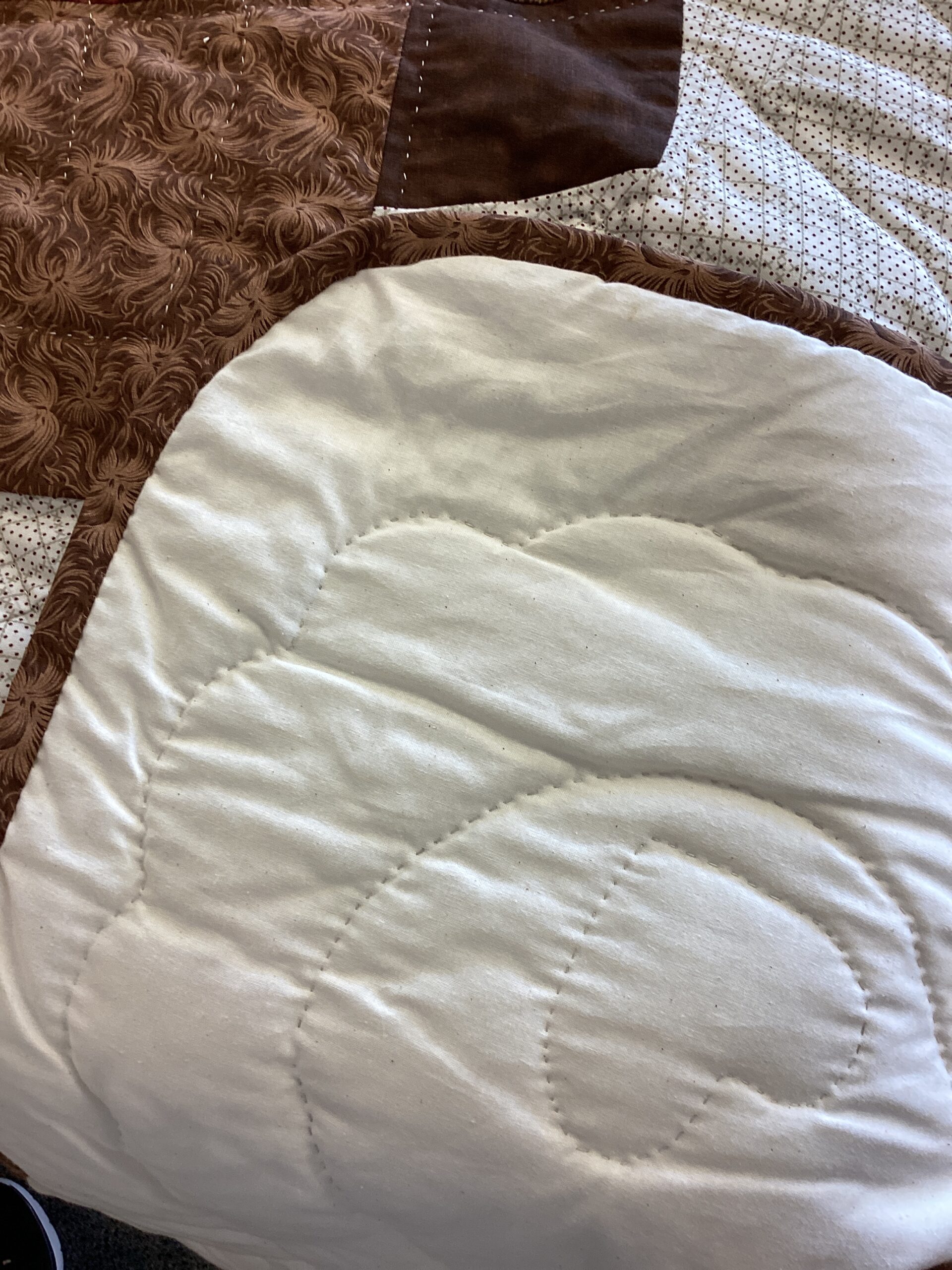 Giant Dahlia Hand Stitched Quilt in Shades of Brown and Reds - Image 5