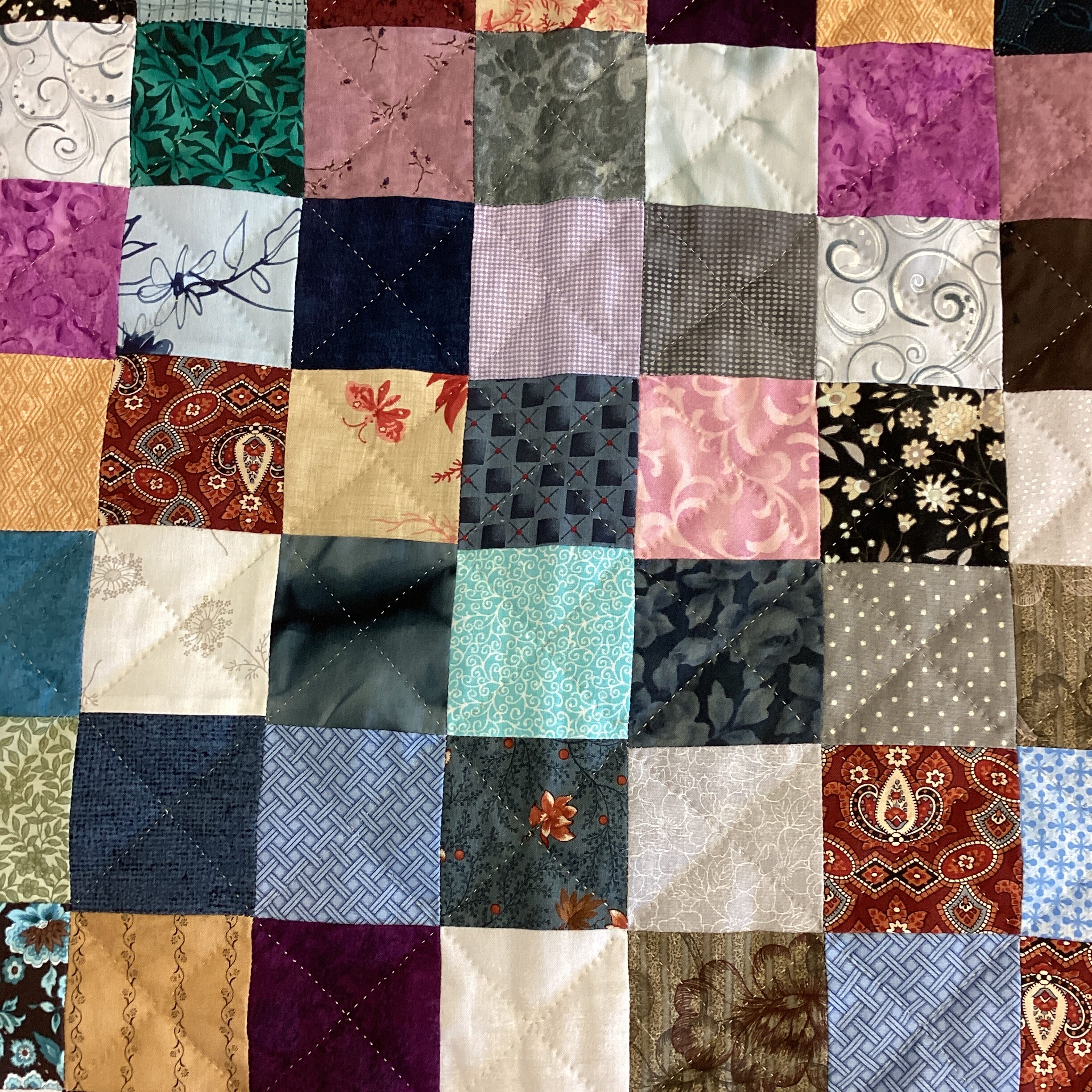 Granny Scrap Patterned Quilt in Queen Size - Image 3