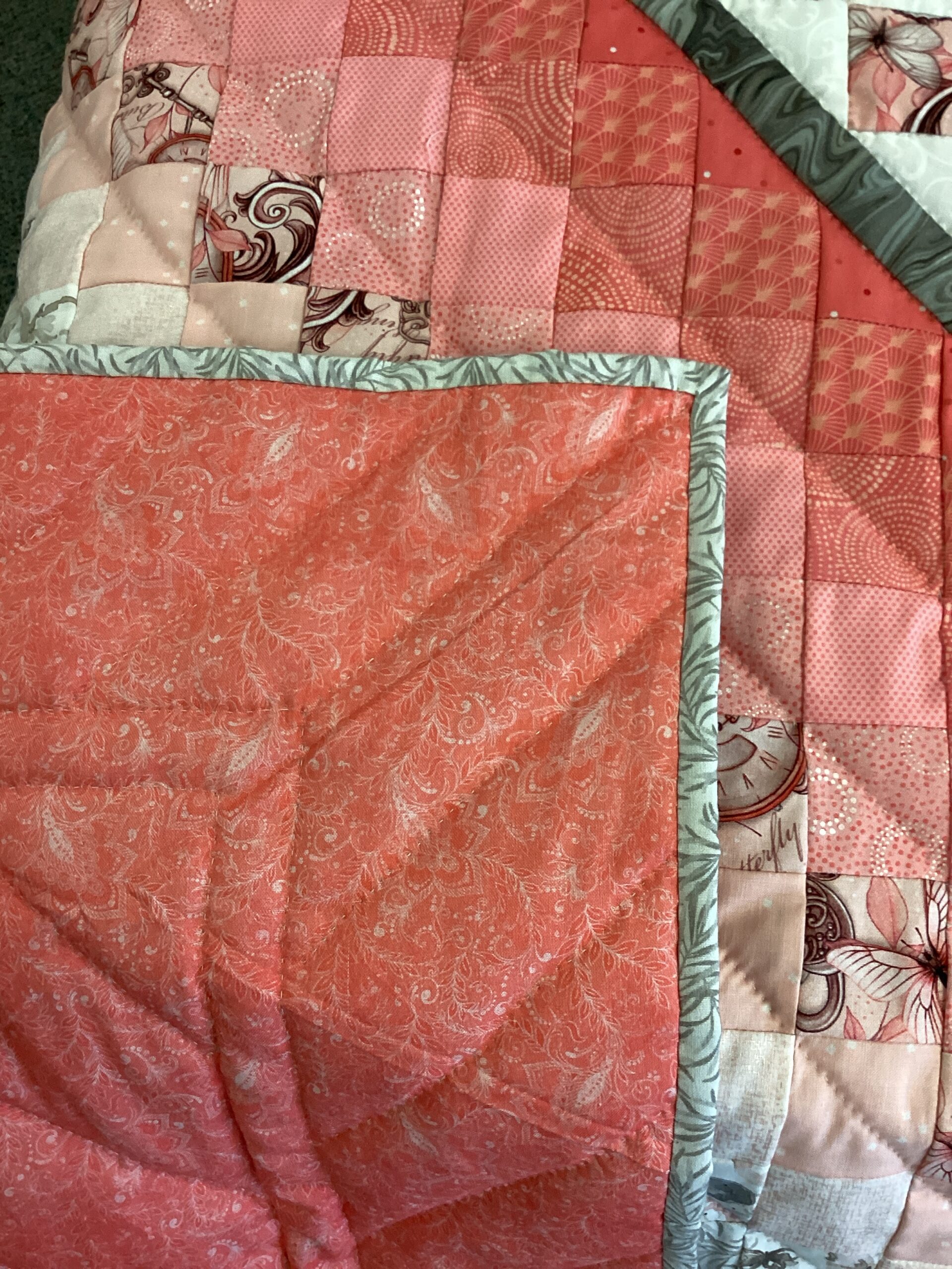 Amish Hand Quilted Spinning Trip in Queen Size - Image 4