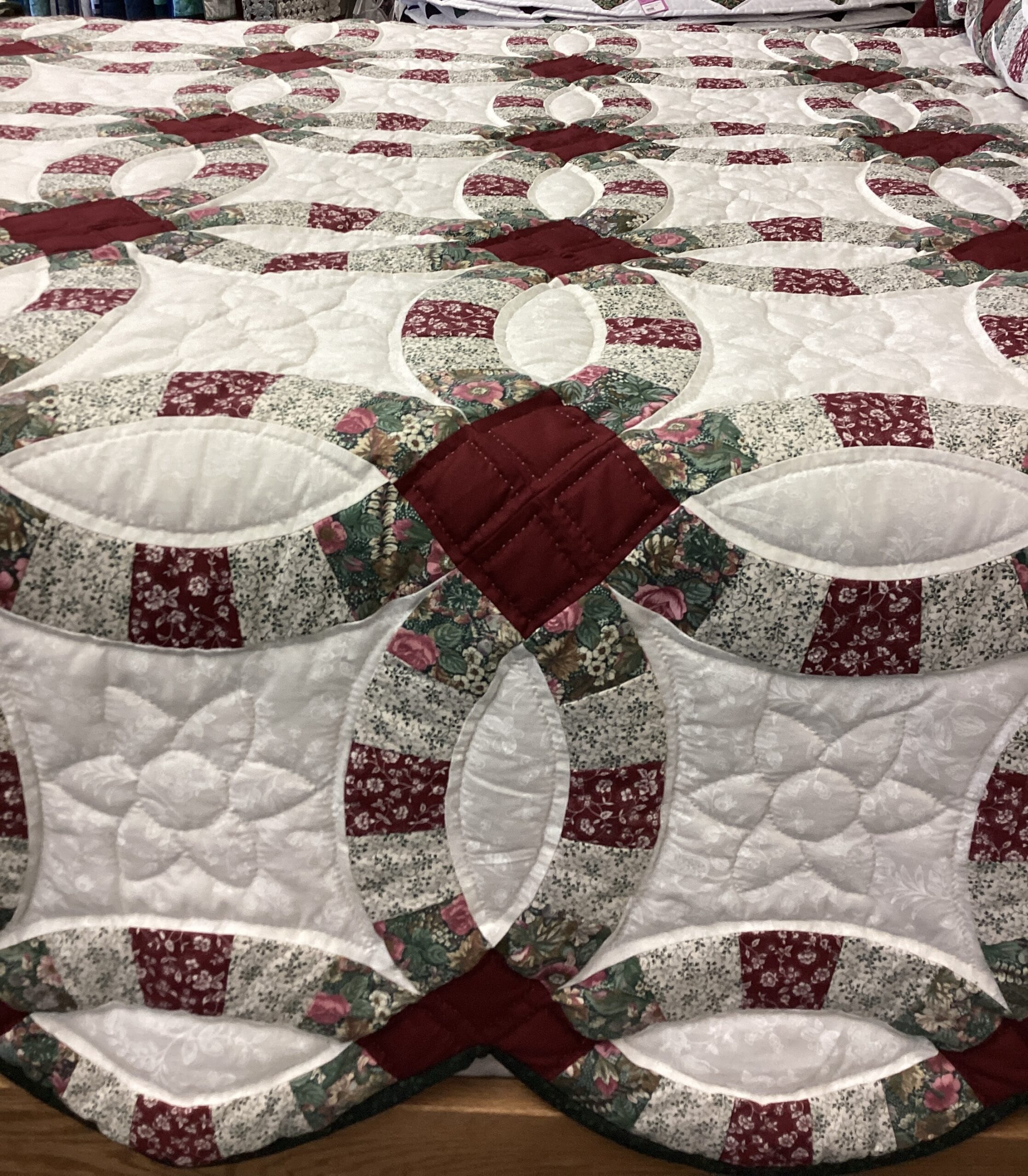 Burgundy and Evergreen Colored Double Wedding Ring with Floral Printed interlocking Rings size Queen - Image 2