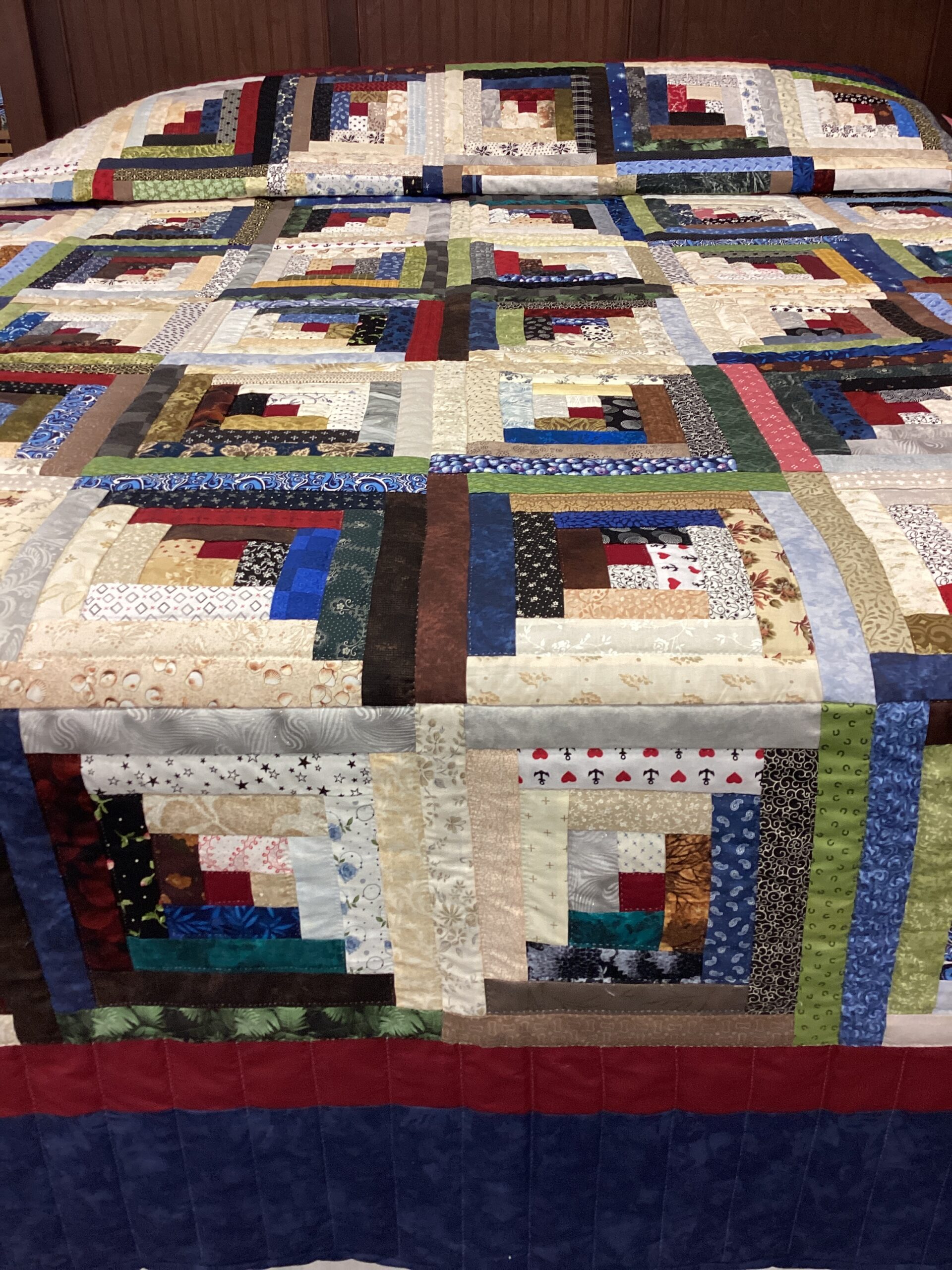 King size Log Cabin Scrappy Quilt - Image 3