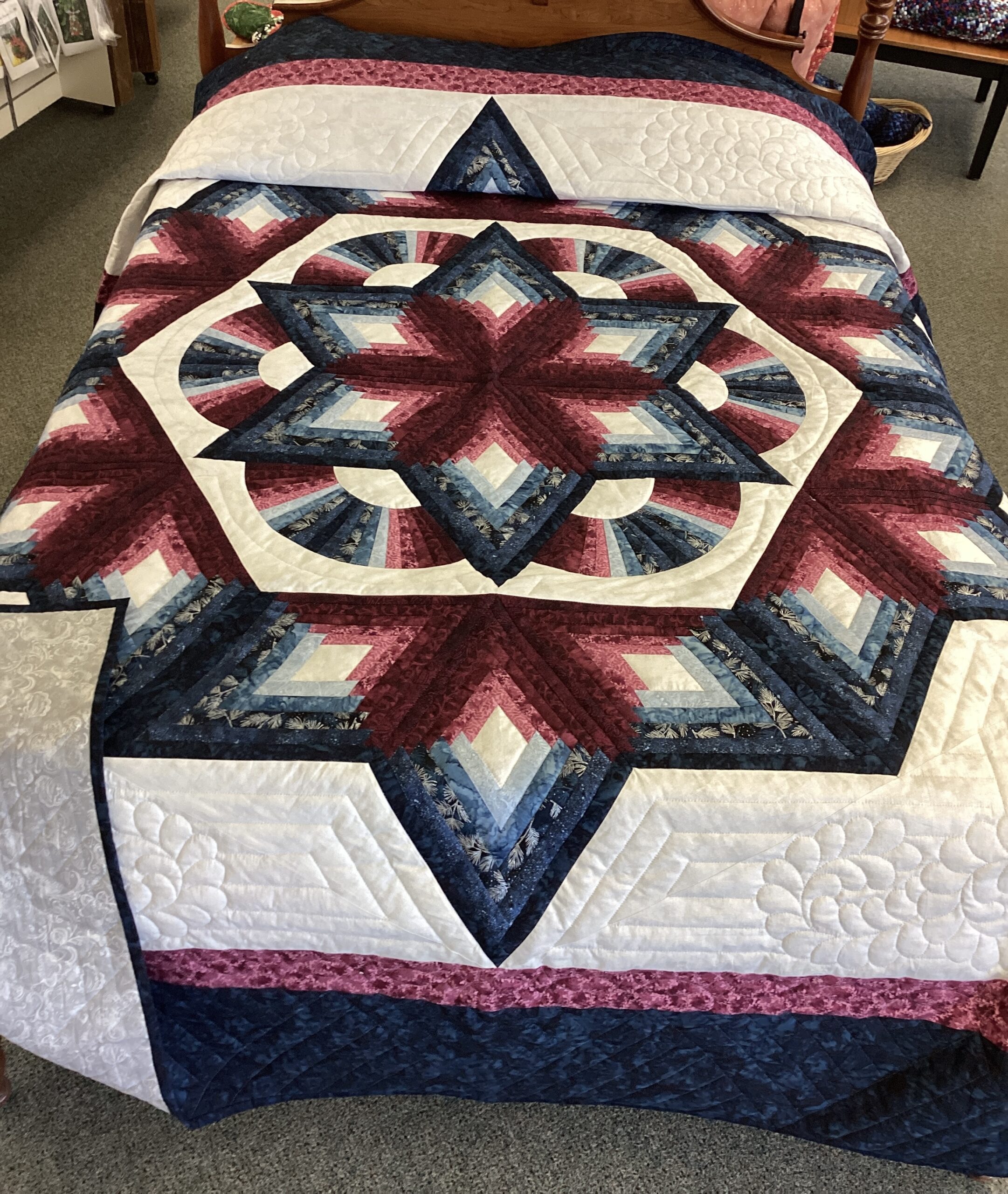 Chrysler Star Quilt in Queen Size