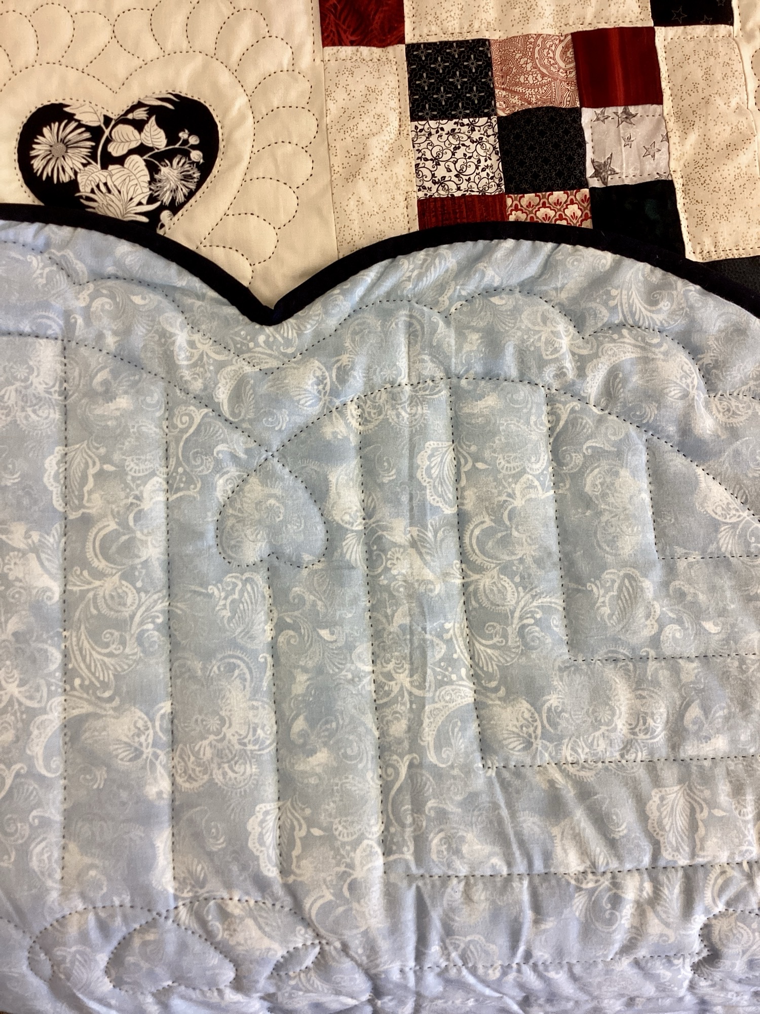 Handmade Amish 9 Patch Hearts Quilt - Close up