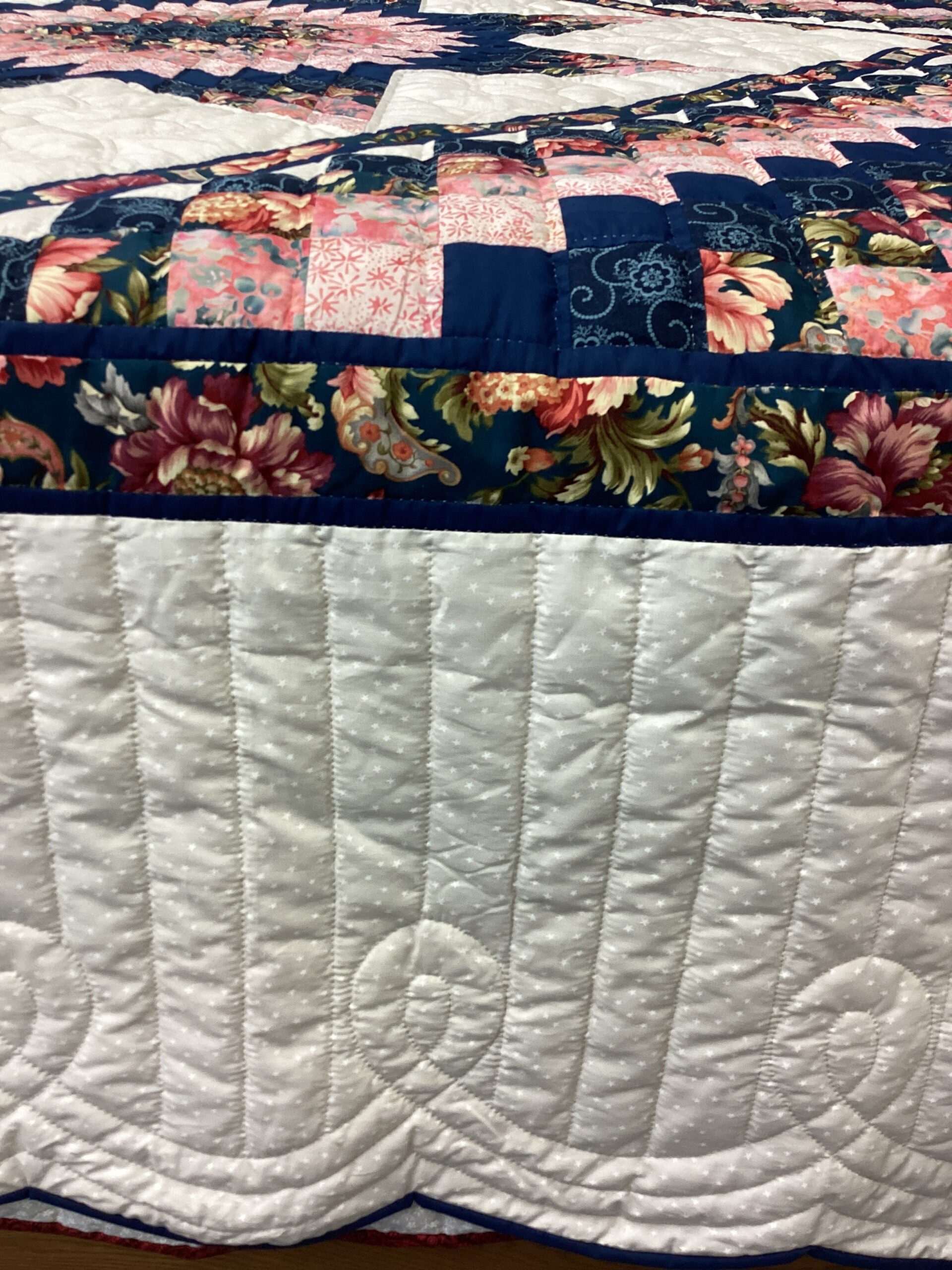 Star N Common King Size Hand-Stitched Quilt - Image 3